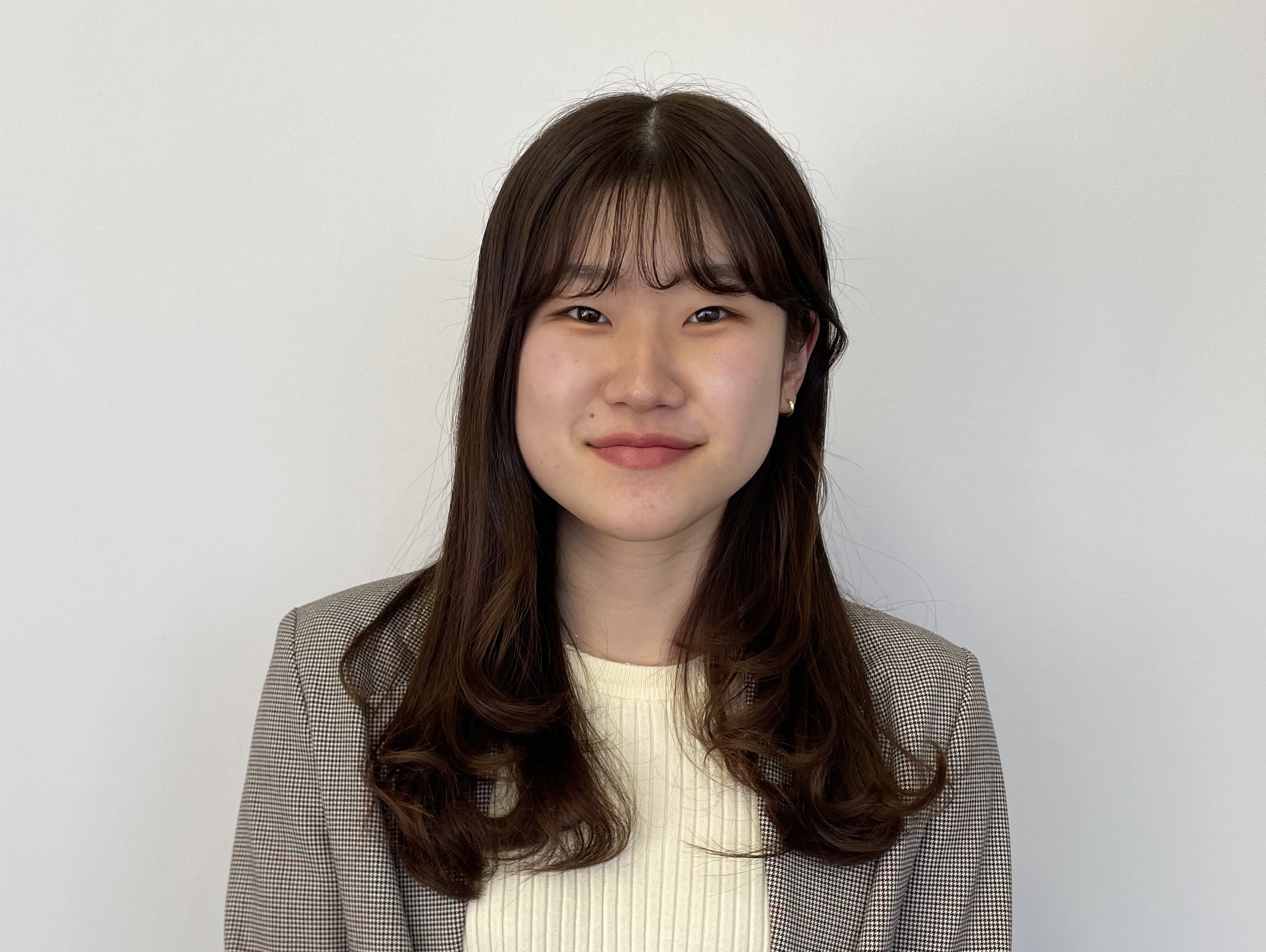 2022年度 新卒入社 業務統括部 東日本第1コンタクトセンター 四日市さん