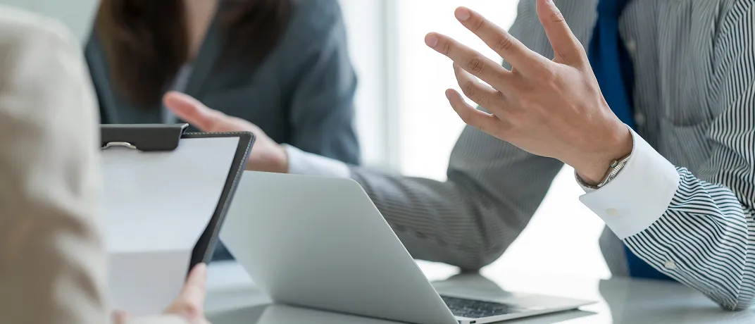 コーポレート部門